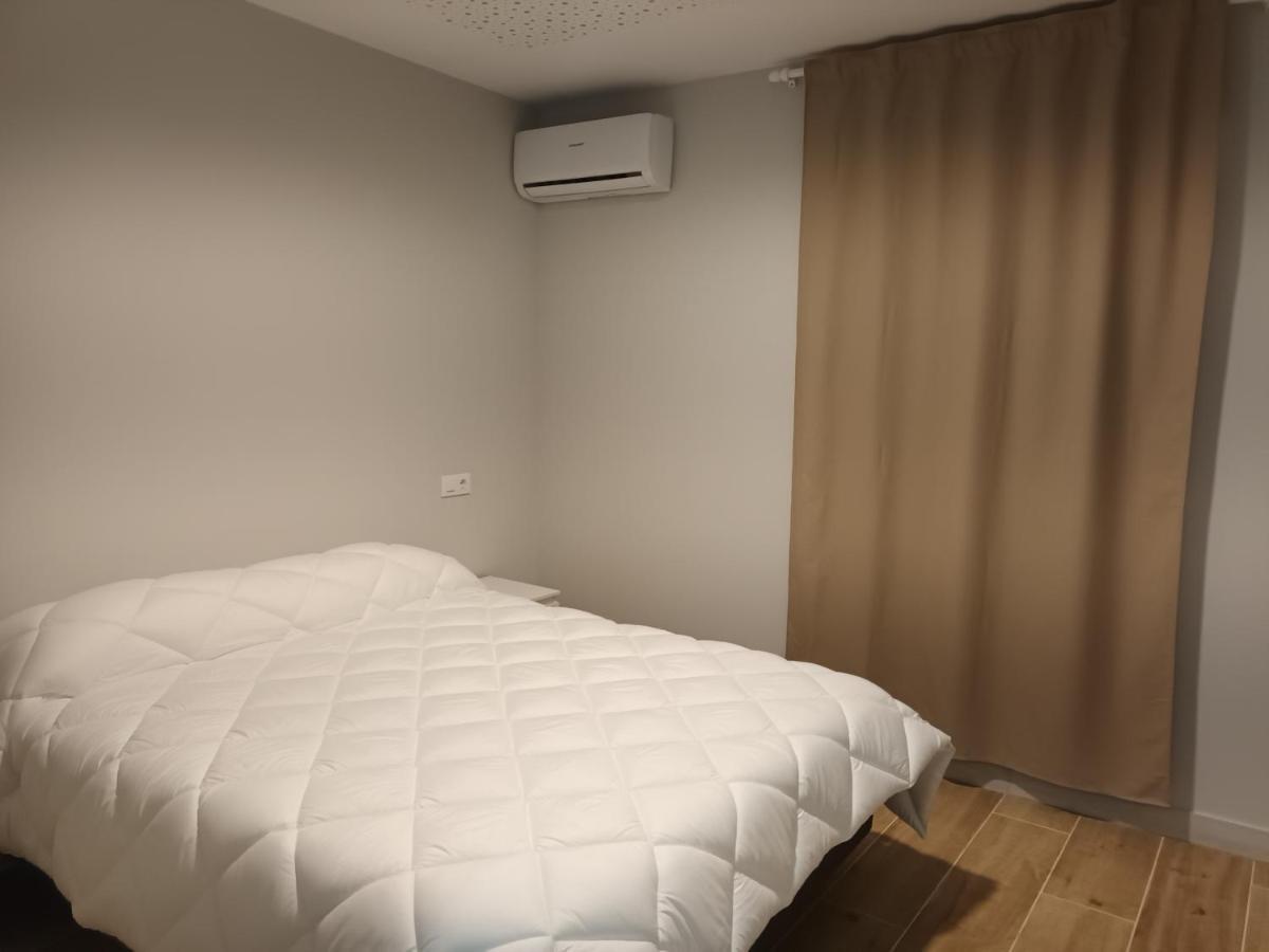 Hostal Cerro Del Castillo Хумиля Екстериор снимка